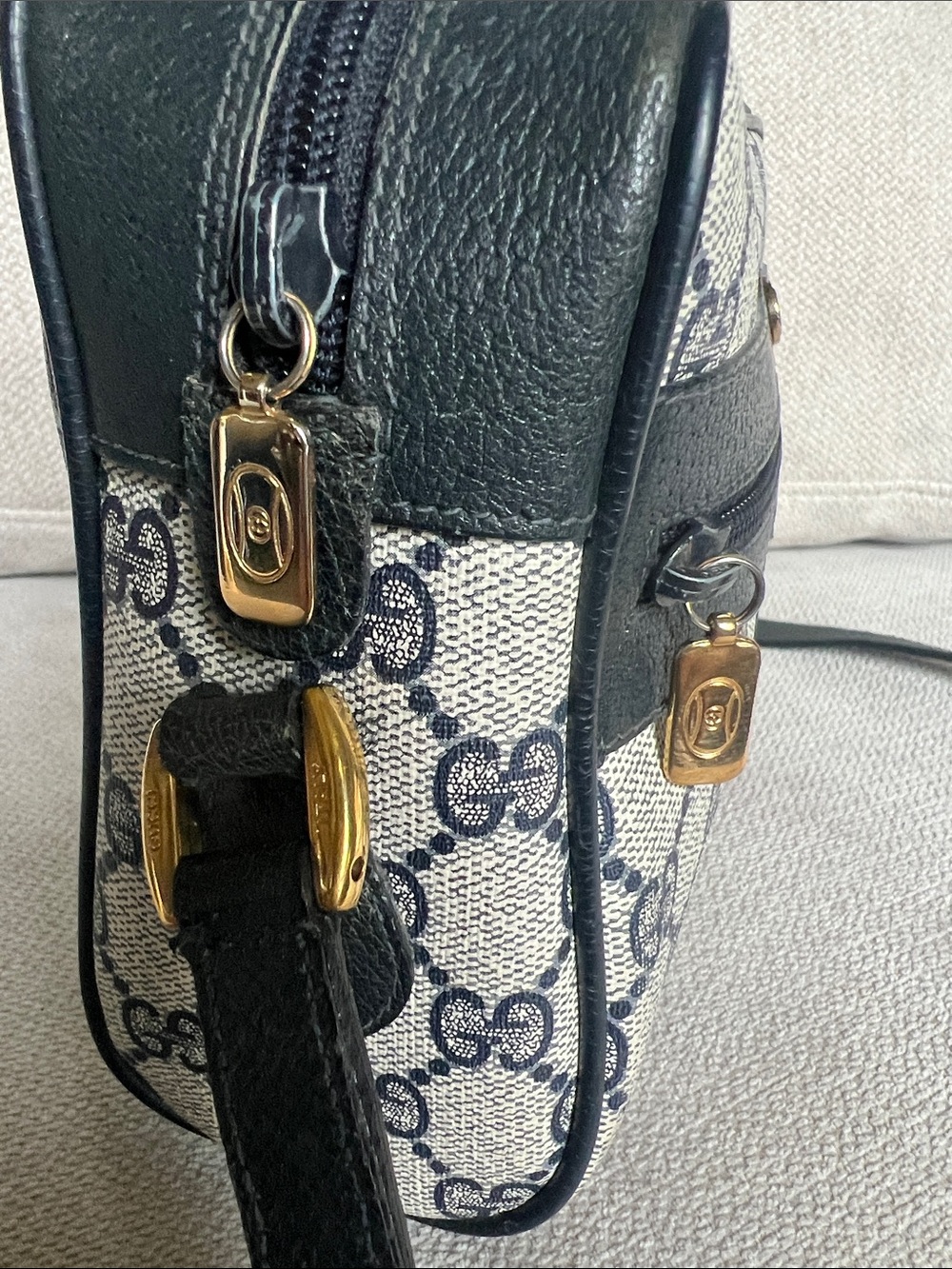 Gucci Navy, Ivory & Red GG Canvas Crossbody Bag, please see all pics - Picture 6 of 14
